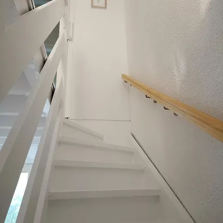 Triplex Avec Jardin, Proche Des Plages Apartment